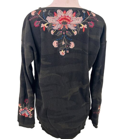 Johnny Was Embroidered Camo Nindi Henley Thermal Size Small - Picture 2 of 5